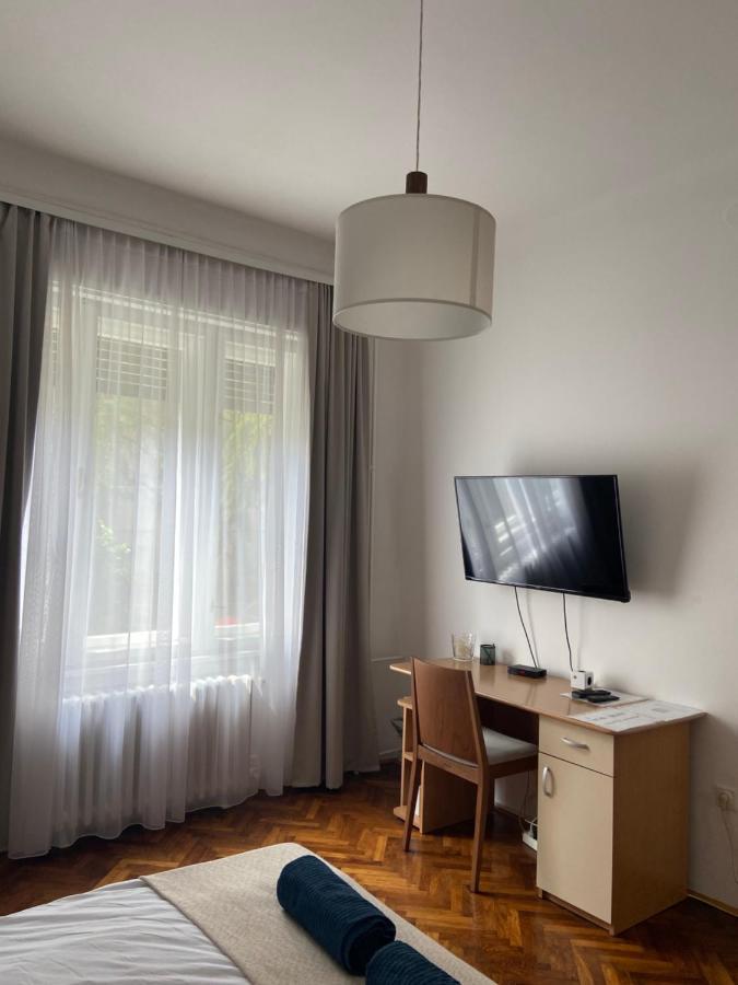 Flora Apartment Novi Sad Eksteriør bilde